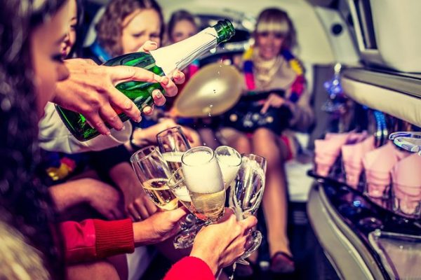 How Do You Plan A Limo Party with Best Limo For Prom NJ?